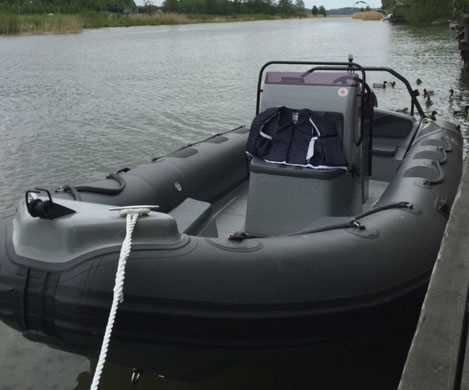 Infanta RIB båt stulen i Segeltorp